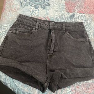 denim shorts- size 10z. Never worn, just don’t need anymore